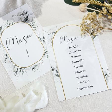 Seating elegante y floreada para bodas