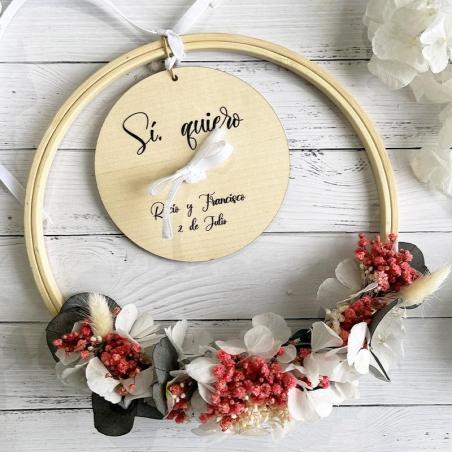 Bastidor con flores para bodas